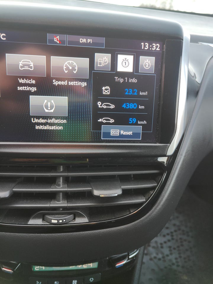 Peugeot 208 1,6 BlueHDi 100 Envy 5d