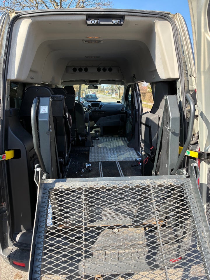 Ford Transit 300L Kombi 2,2 TDCi 125 Trend 5d