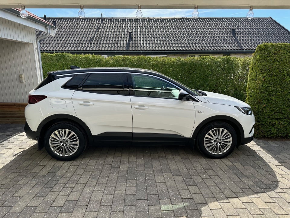 Opel Grandland X 1,2 T 130 Innovation 5d