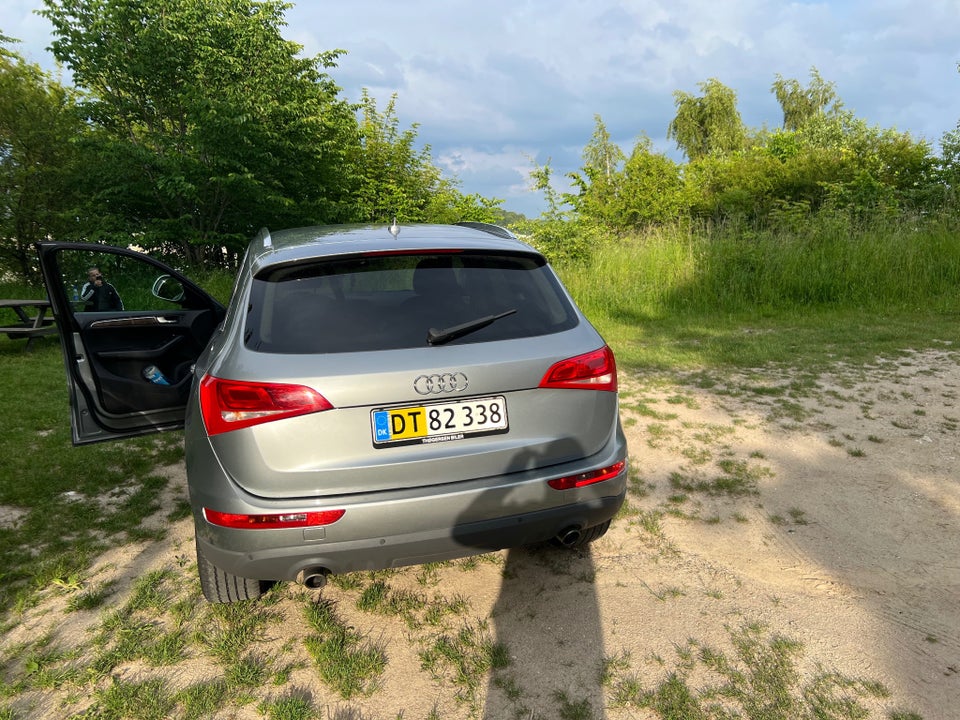 Audi Q5 3,0 TDi 240 S-line quattro S-tr. Van 5d