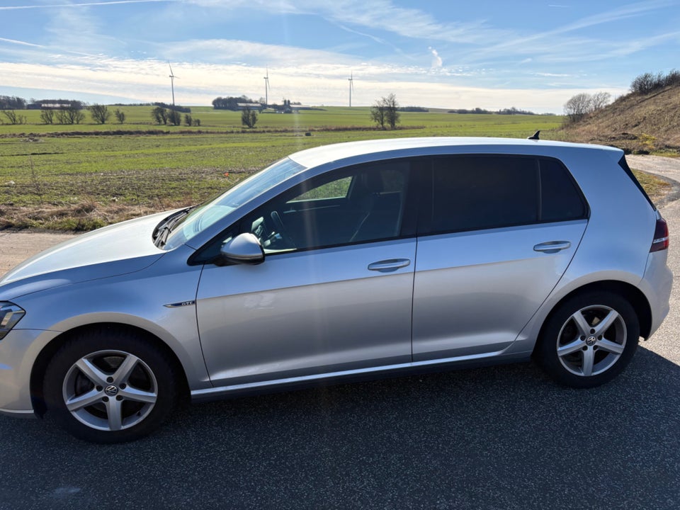 VW Golf VII 1,4 GTE DSG 5d