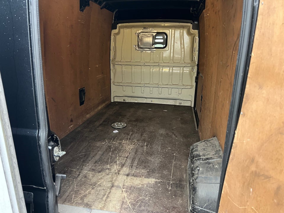 Peugeot Boxer 333 2,2 HDi 130 Kassevogn L3H2