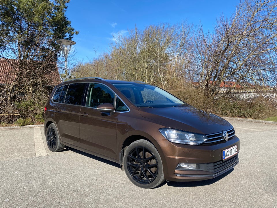 VW Touran 2,0 TDi 150 Highline 7prs 5d