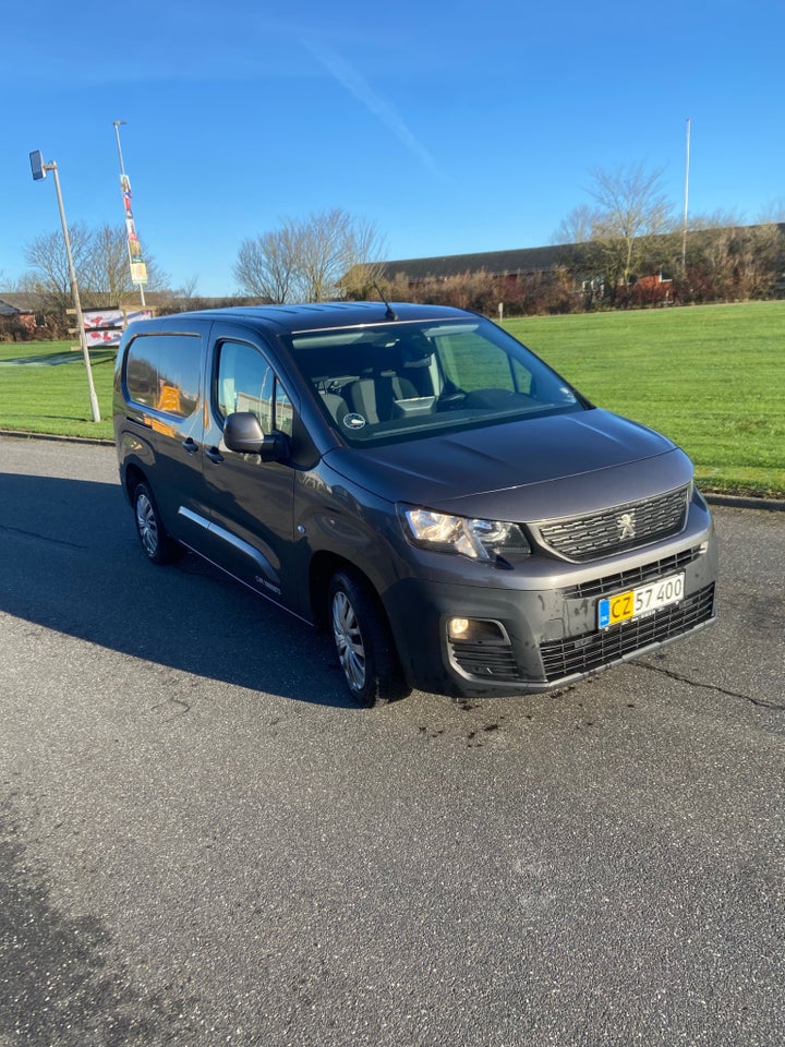 Peugeot Partner 1,5 BlueHDi 130 L2V2 Ultimate EAT8 Van