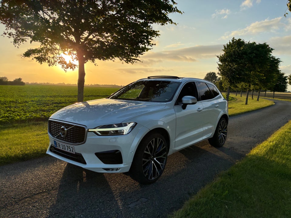 Volvo XC60 2,0 D5 241 R-Design aut. AWD 5d