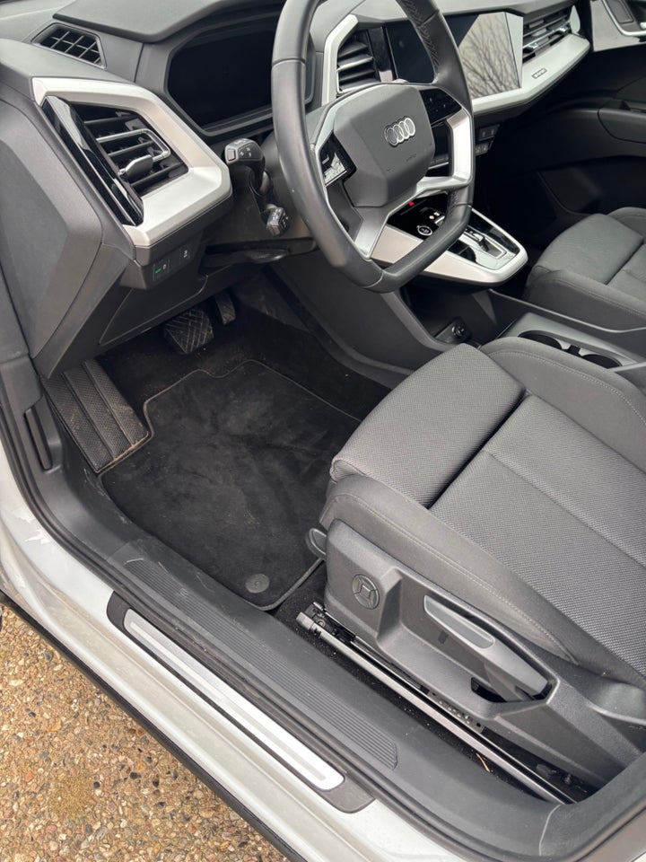 Audi Q4 e-tron 45 Progress 5d