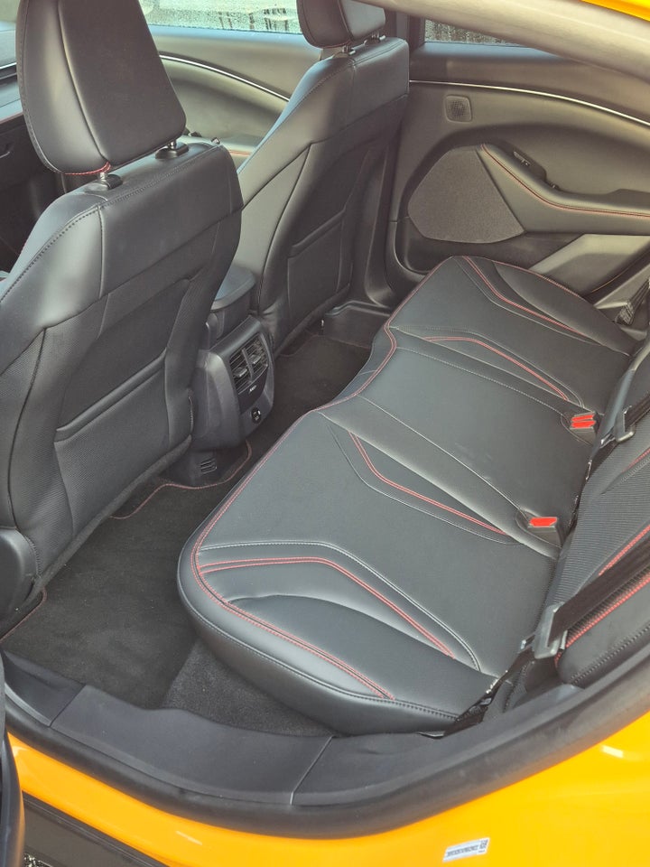 Ford Mustang Mach-E 98 Premium Extended Range 5d