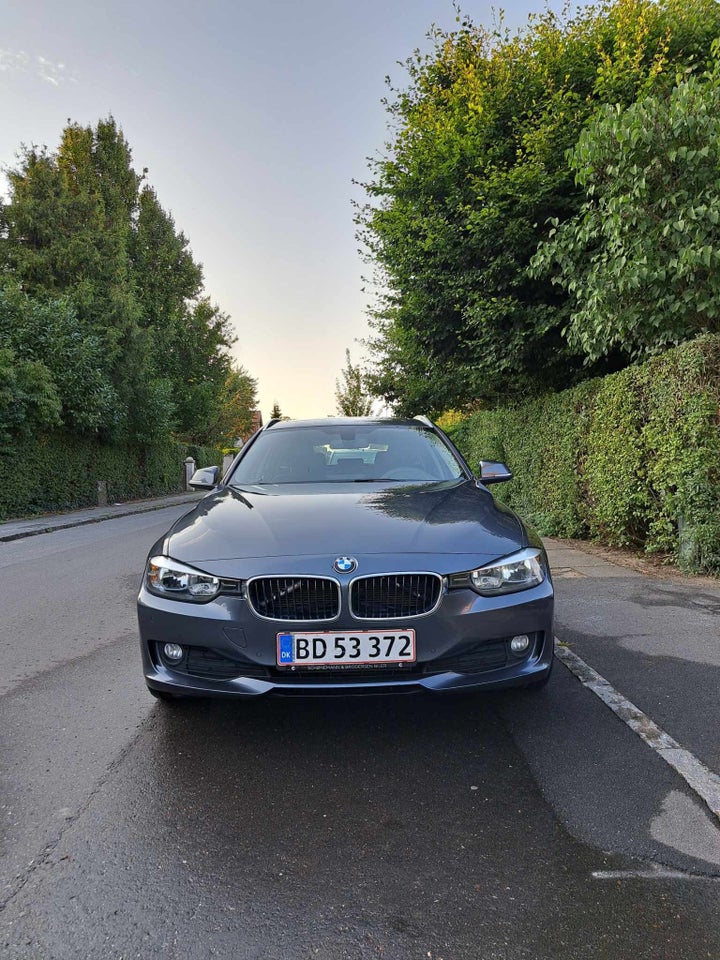 BMW 320d 2,0 Touring aut. 5d