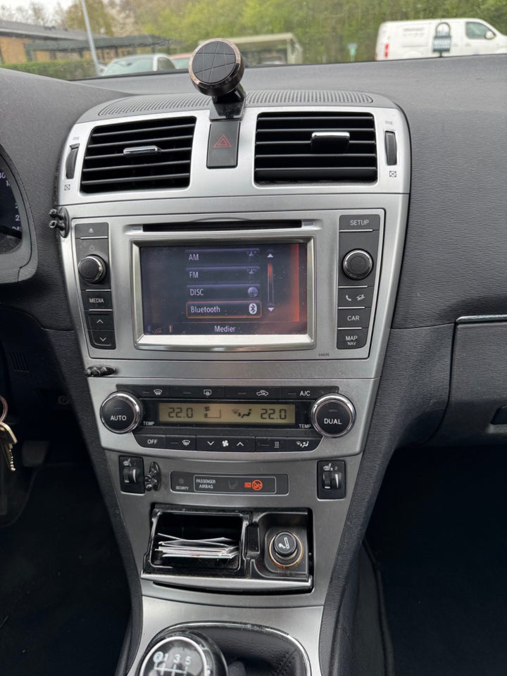 Toyota Avensis 2,0 D-4D T3 4d