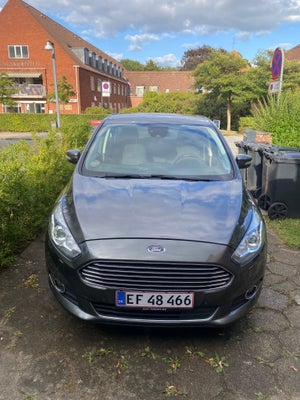 Ford S-MAX 2,0 EcoBlue Titanium 5d