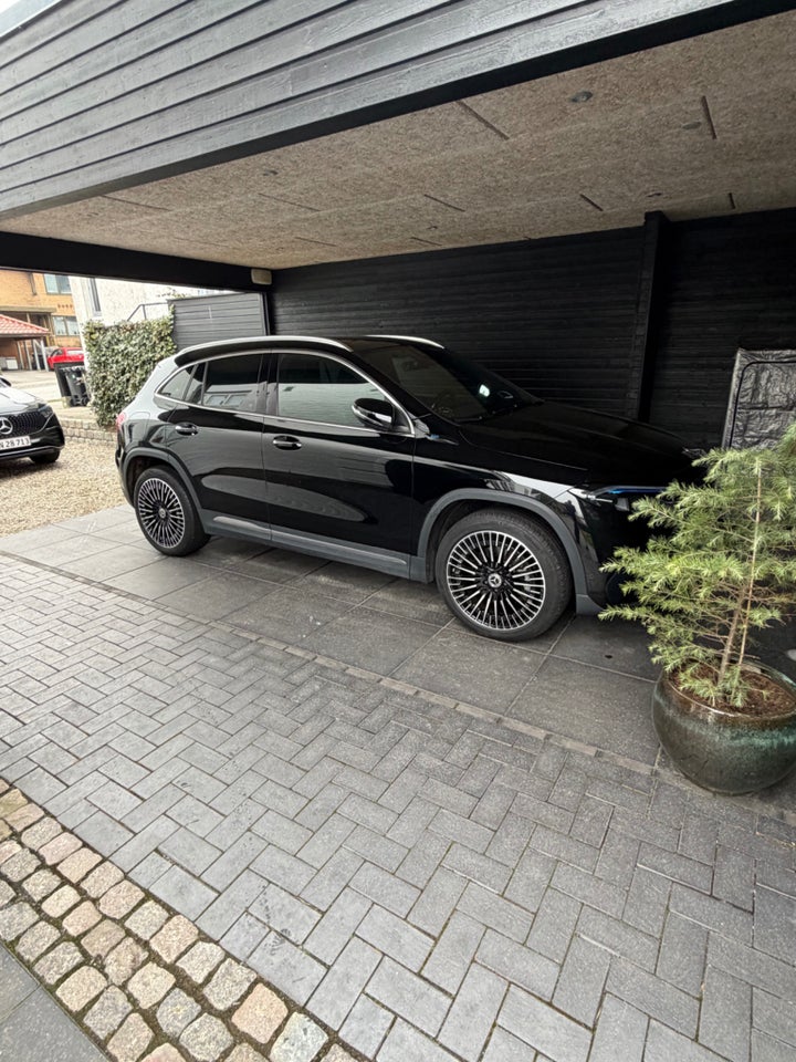Mercedes EQA250 AMG Line 5d