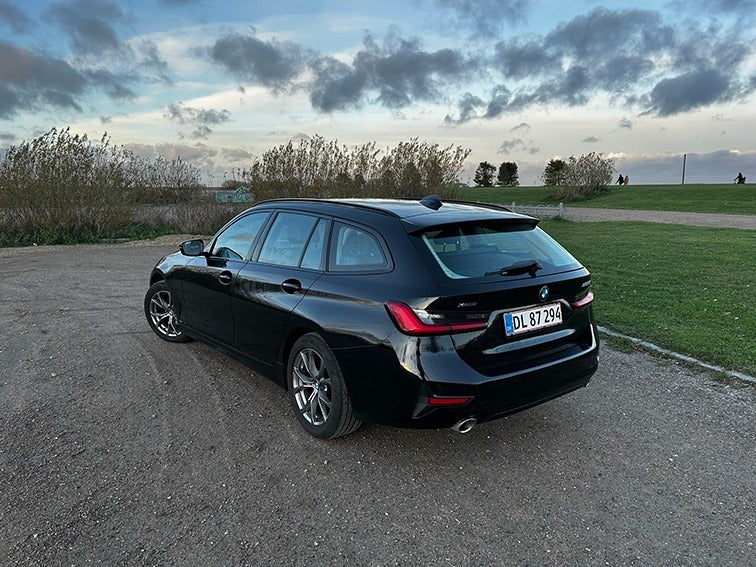 BMW 320d 2,0 Touring xDrive aut. 5d