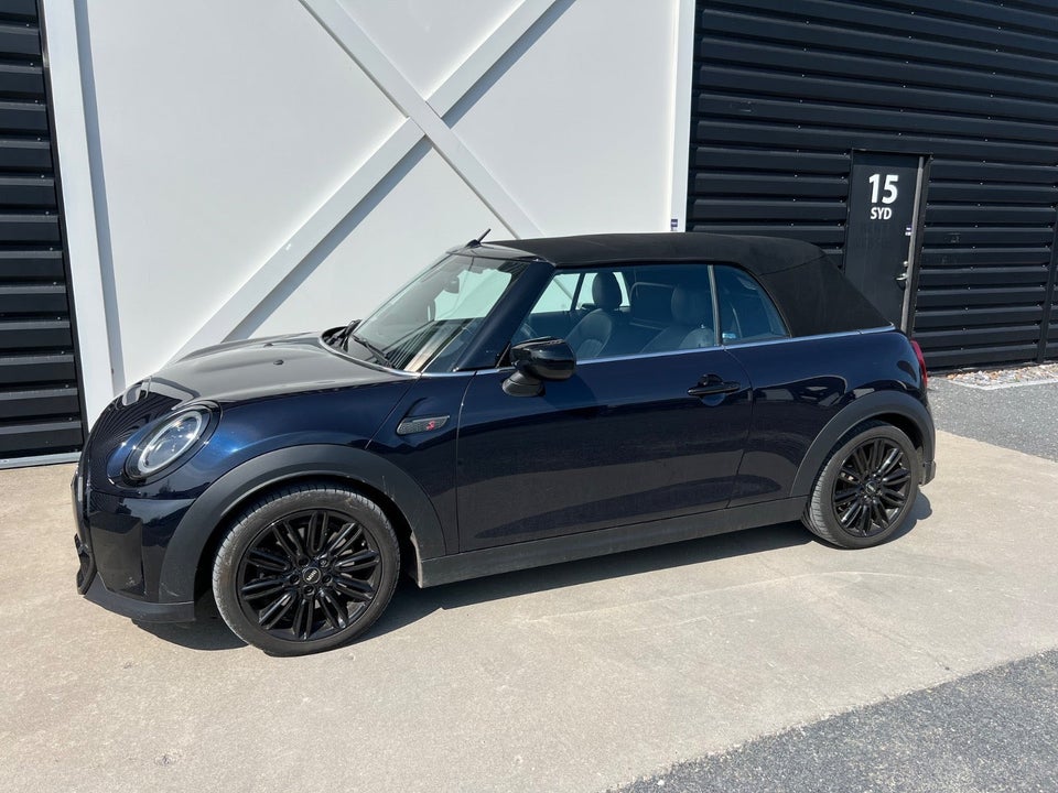 MINI Cooper S 2,0 Essential Cabriolet aut. 2d