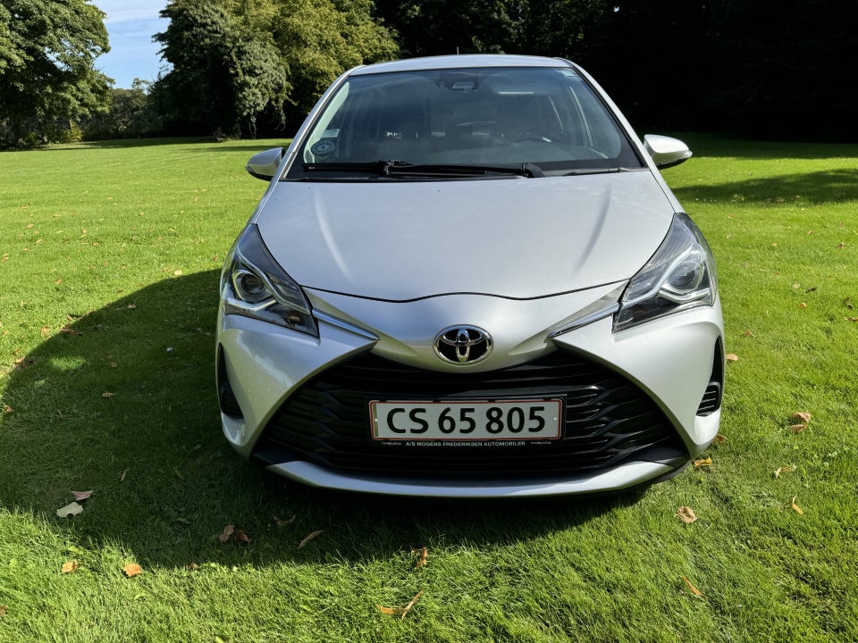 Toyota Yaris 1,0 VVT-i T2 5d