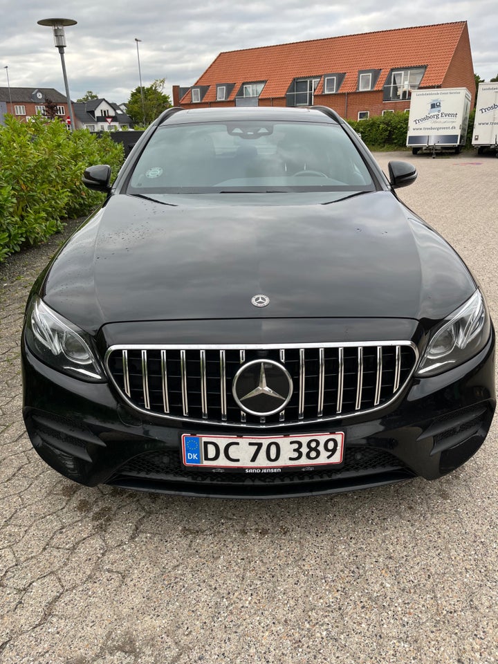 Mercedes E300 de 2,0 AMG Line aut. 4d