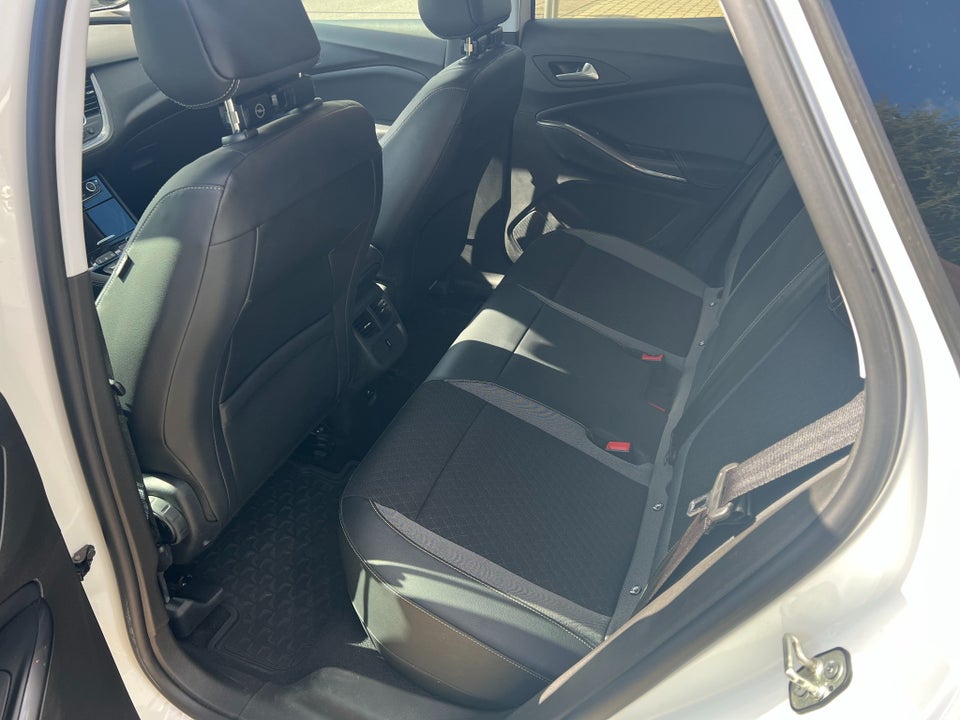 Opel Grandland X 1,6 Hybrid Ultimate aut. 5d