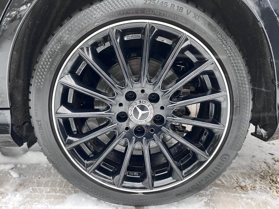 Mercedes C300 de 2,0 AMG Line Night Edition stc. aut. 5d