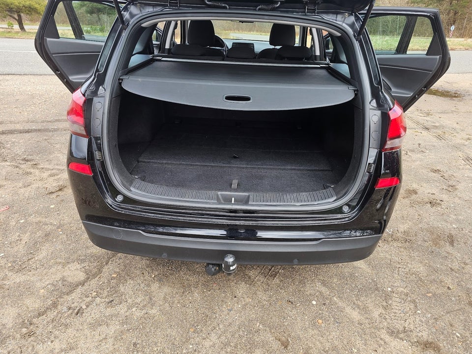 Hyundai i30 1,0 T-GDi Life+ 5d