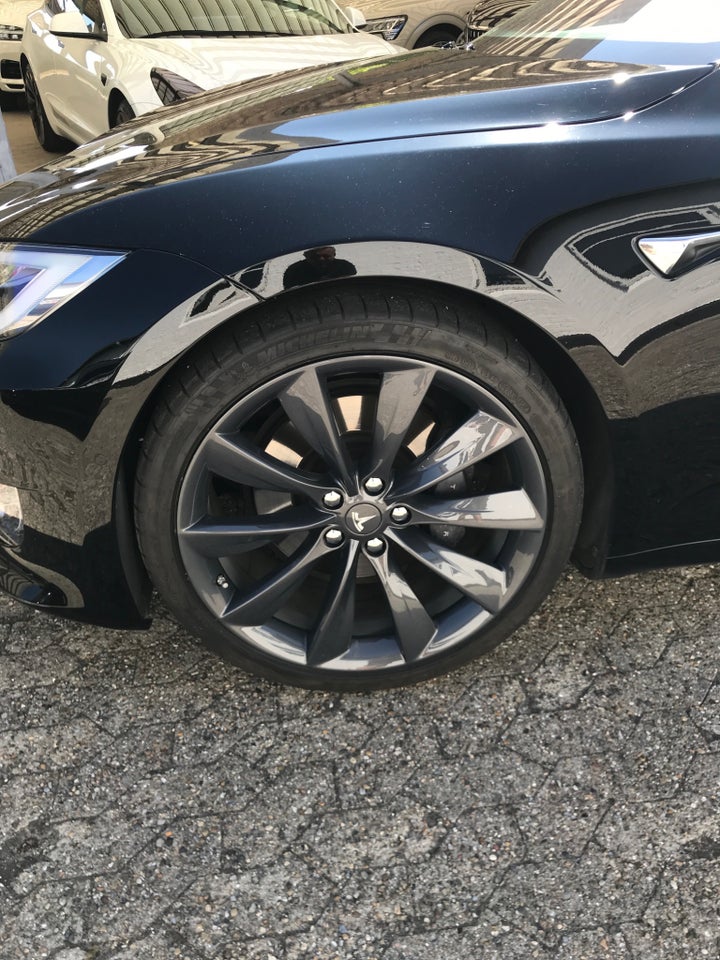 Tesla Model S 75 5d