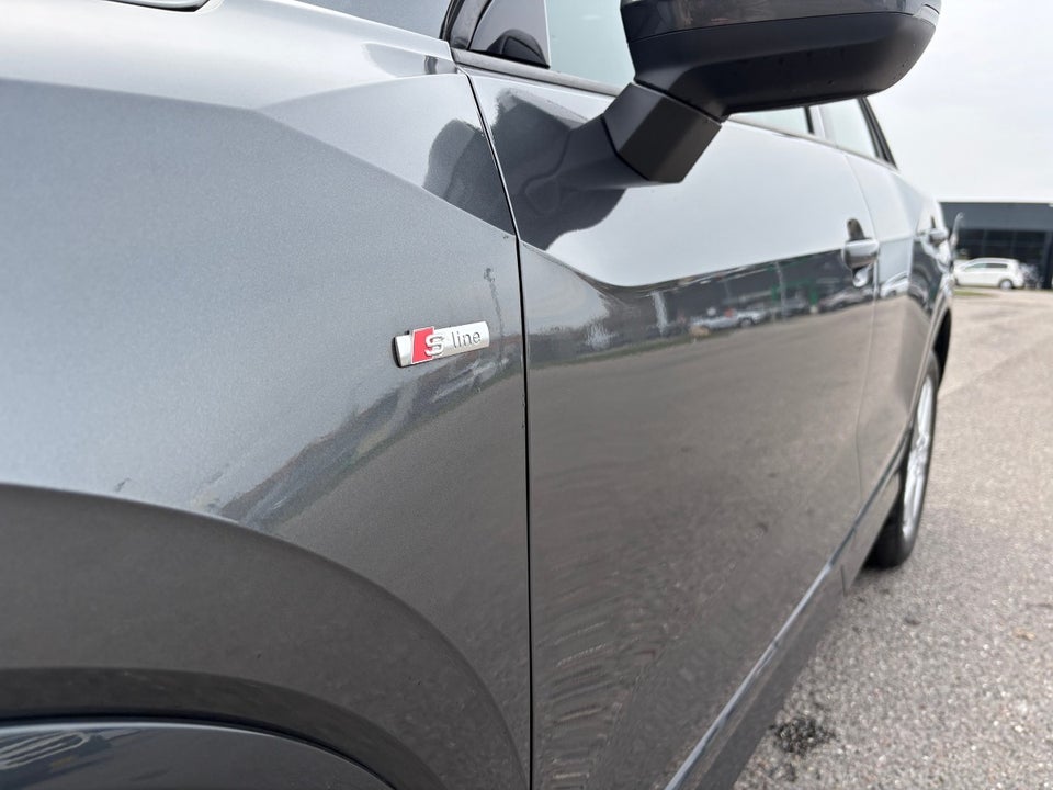 Audi Q2 35 TFSi S-line S-tr. 5d