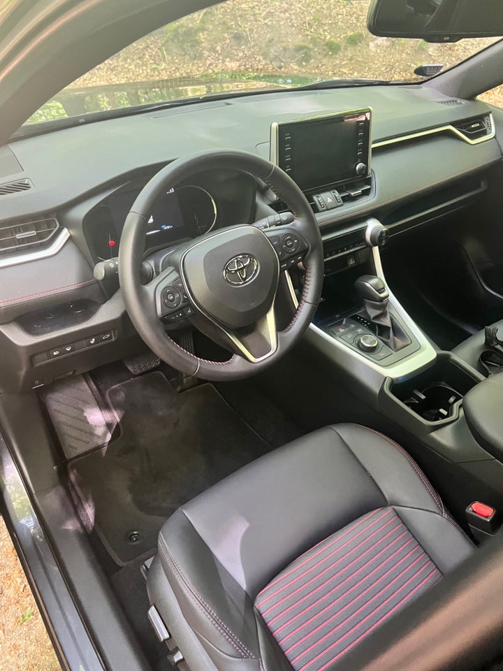 Toyota RAV4 2,5 Plug-in Hybrid Active Comfort AWD-i 5d