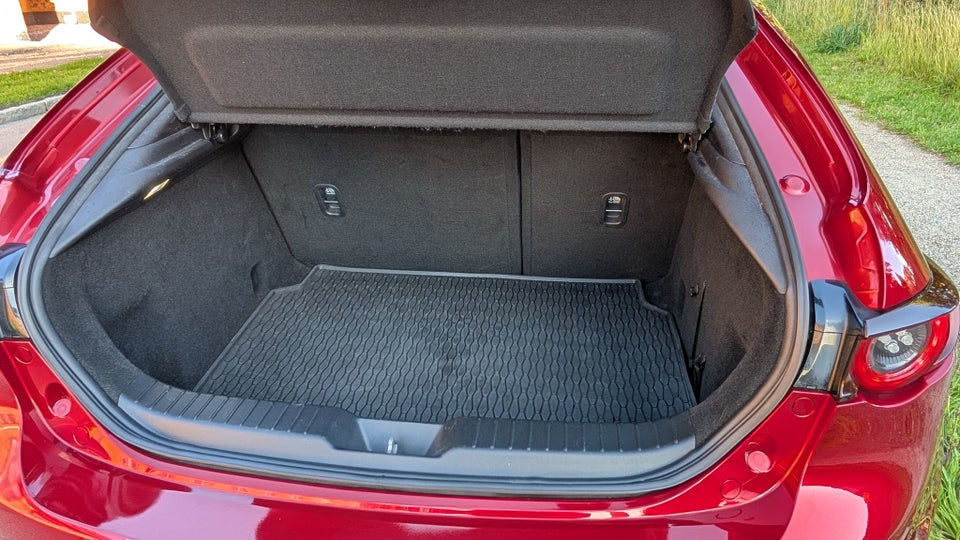 Mazda 3 2,0 SkyActiv-G 122 Sky Tech aut. 5d