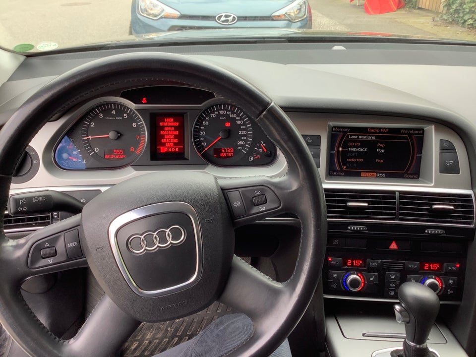 Audi A6 2,4 V6 Avant Multitr. 5d