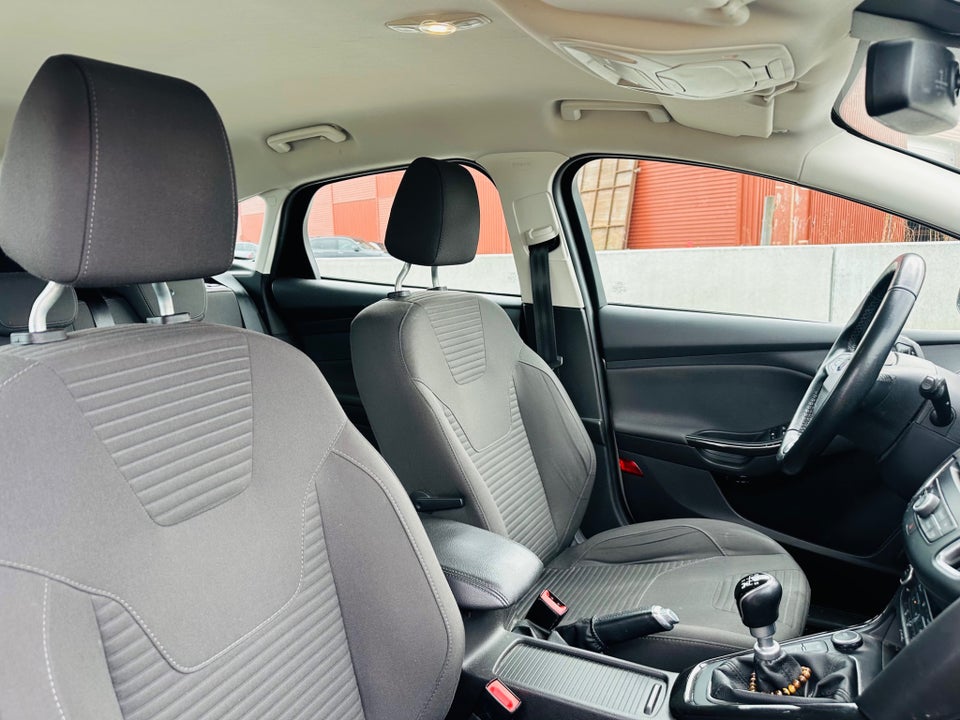 Ford Focus 1,0 SCTi 125 Edition 5d