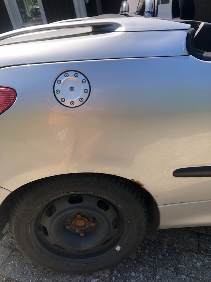 Peugeot 206 1,6 16V CC 2d