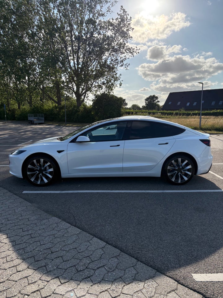 Tesla Model 3 Long Range RWD 4d