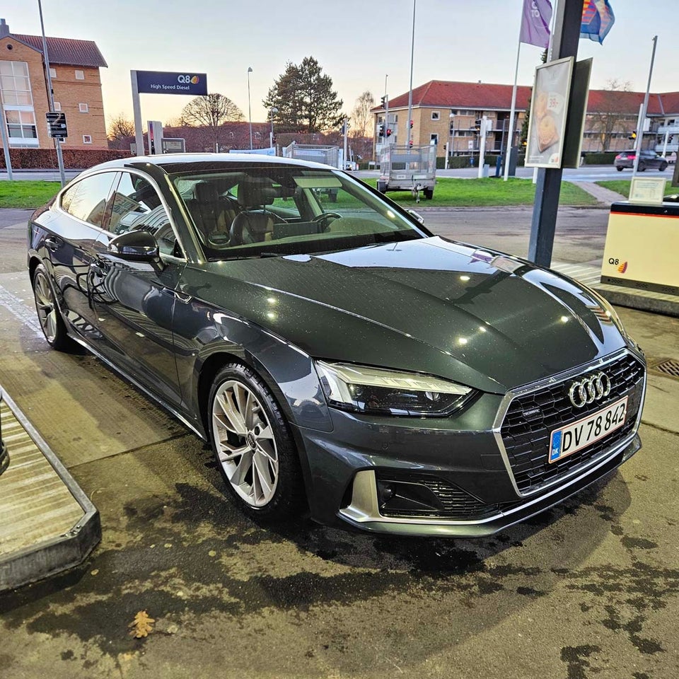 Audi A5 40 TDi S-line Sportback quattro S-tr. 5d