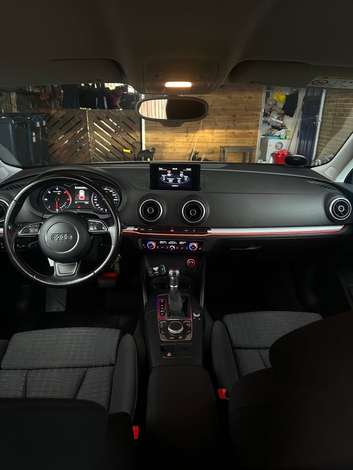 Audi A3 2,0 TDi 150 Ambition Sportback S-tr. 5d