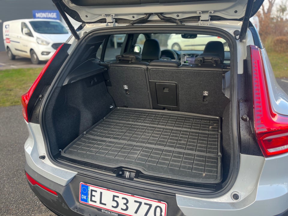 Volvo XC40 P8 ReCharge Twin Pro 5d