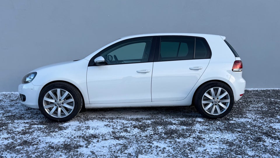 VW Golf VI 2,0 TDi 140 Highline DSG 5d