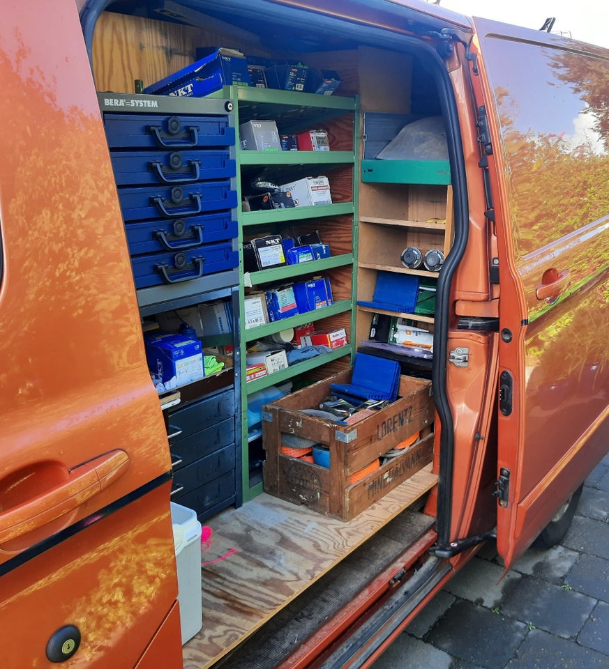 Ford Transit Custom 300 L2 2,0 TDCi 170 Limited