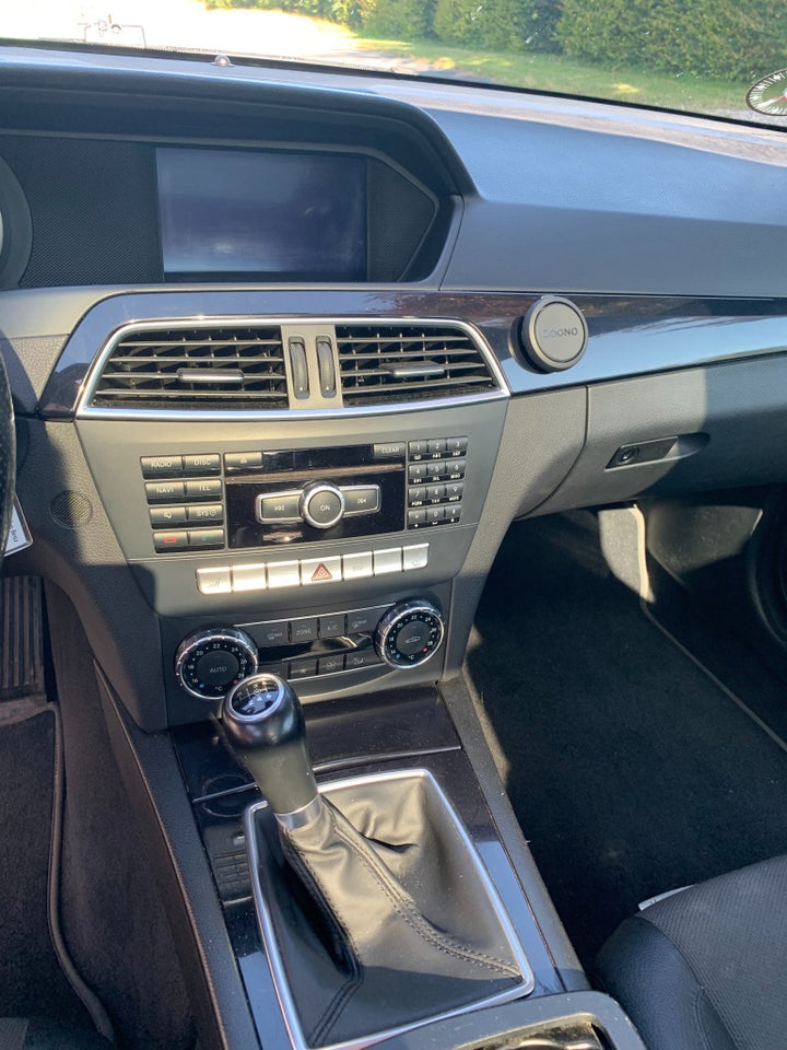 Mercedes C220 2,2 CDi Coupé BE 2d
