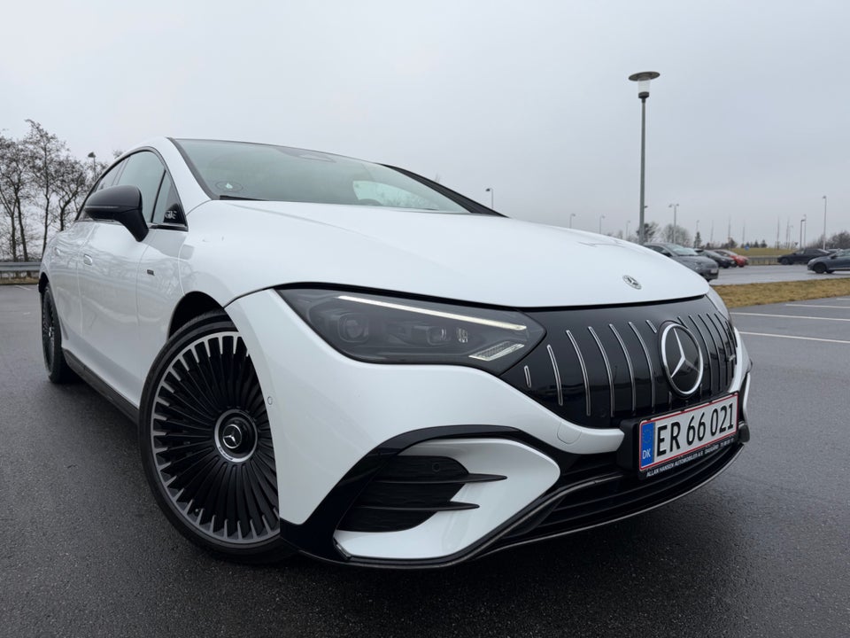 Mercedes EQE53 AMG 4Matic+ 4d