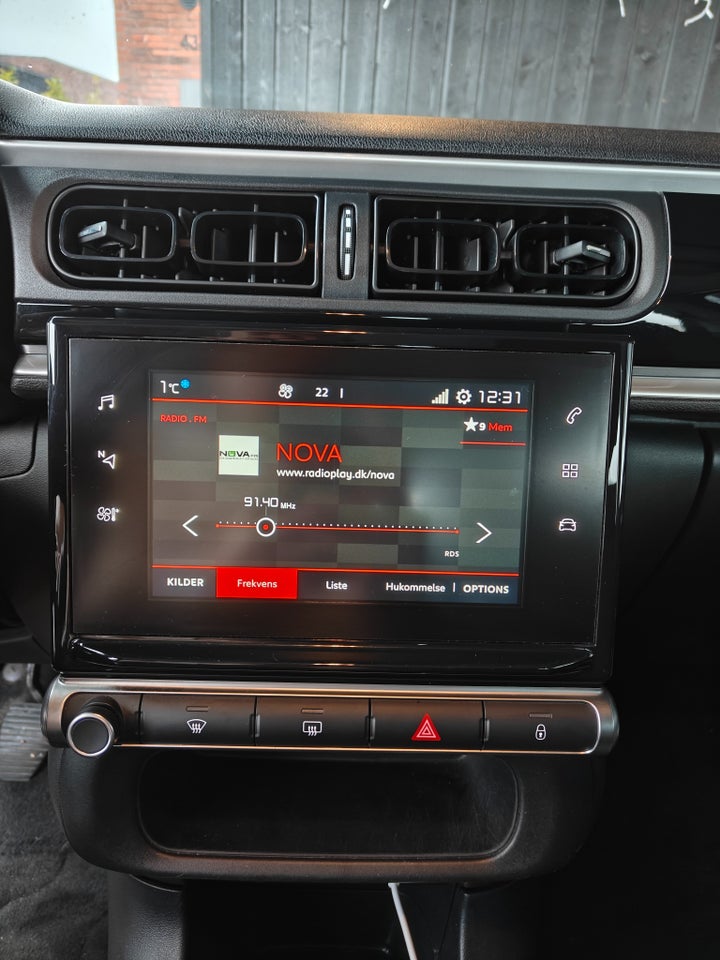 Citroën C3 1,6 BlueHDi 75 Iconic 5d