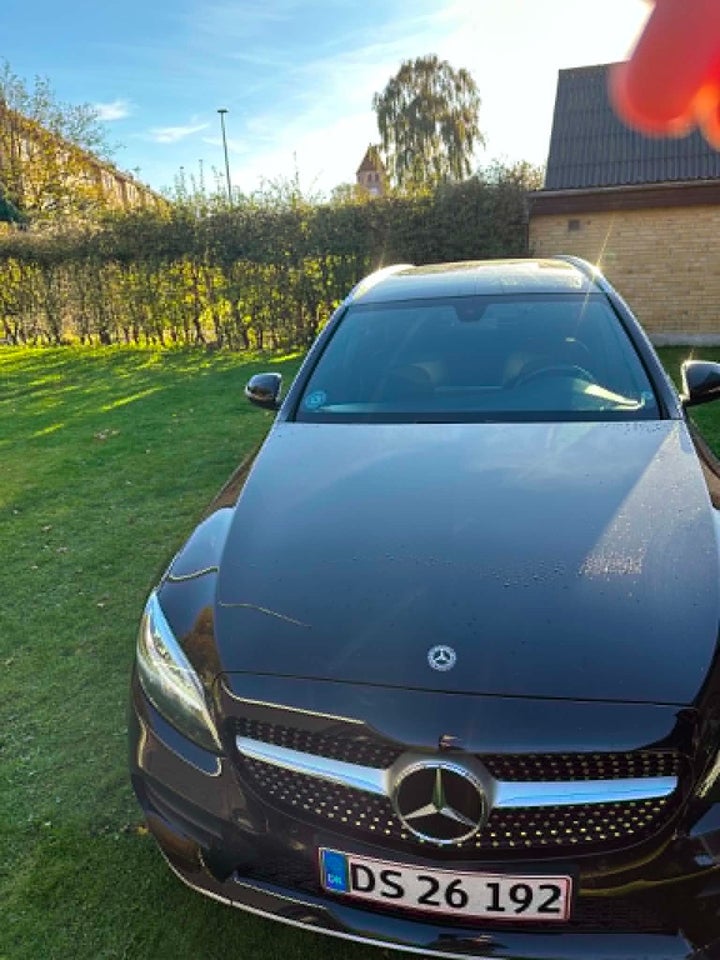 Mercedes C220 d 2,0 AMG Line stc. aut. 5d