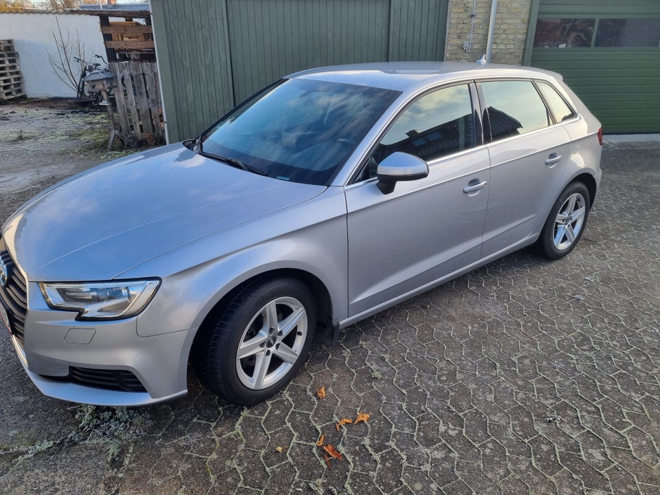 Audi A3 1,0 TFSi 116 Sportback 5d