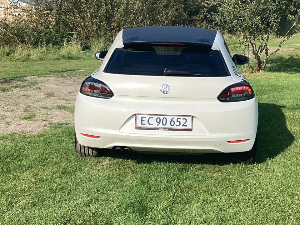 VW Scirocco 2,0 TDi 140 Sport DSG 3d