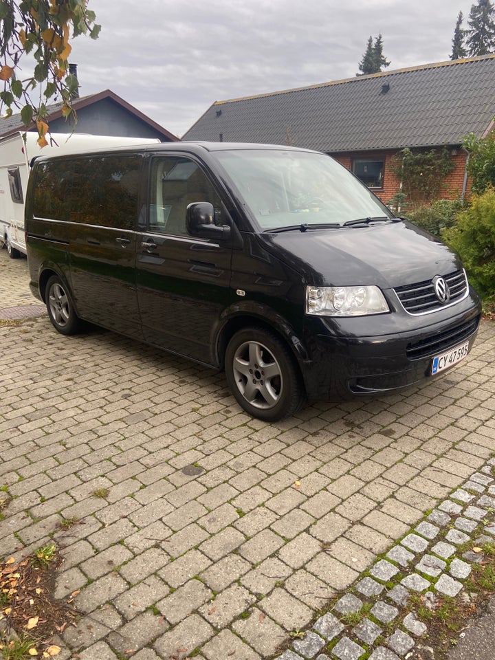 VW Transporter 2,5 TDi 130 Comfortline 5d