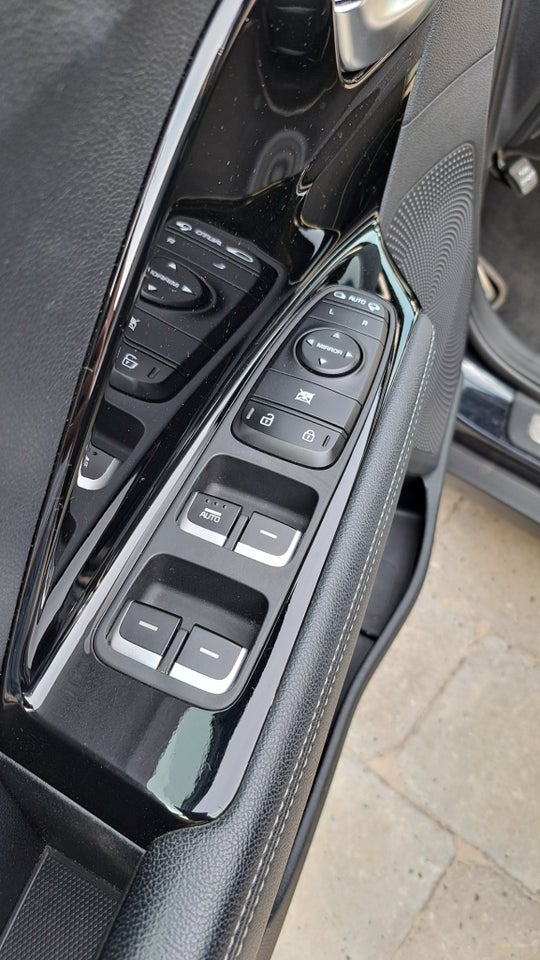Kia Niro 1,6 PHEV Advance DCT 5d