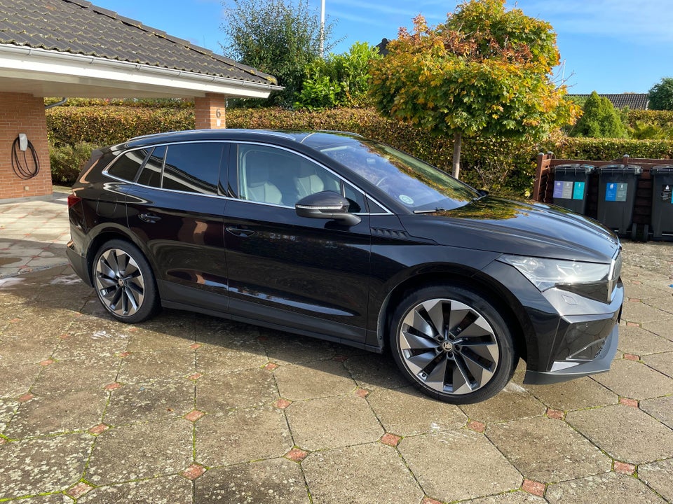 Skoda Enyaq 80 iV Plus First Edition 5d