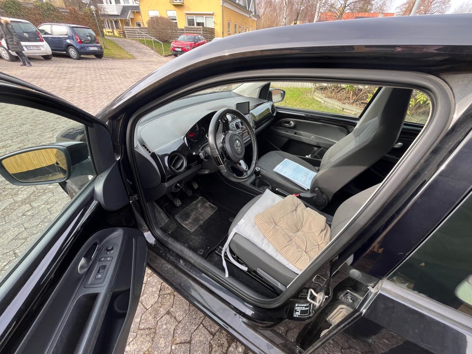 VW Up! 1,0 60 Move Up! BMT 5d