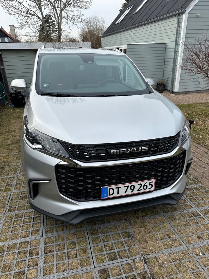 Maxus Euniq5 52 Exclusive 7prs 5d