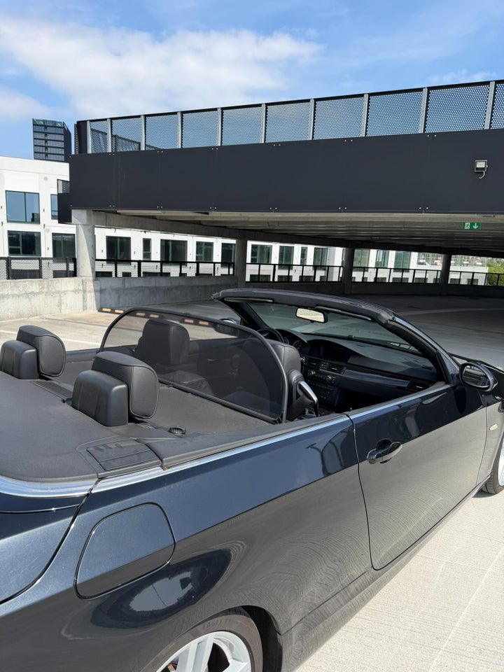 BMW 320i 2,0 Cabriolet 2d