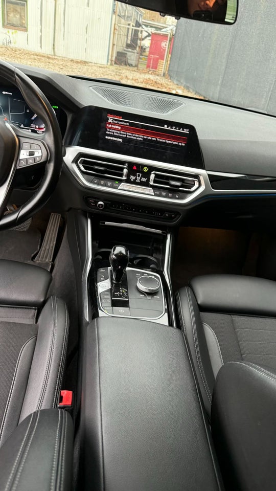 BMW 330e 2,0 Touring Sport Line aut. 5d