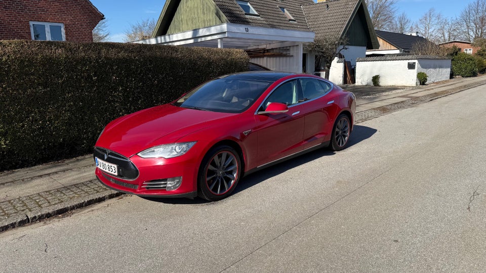 Tesla Model S P85 5d