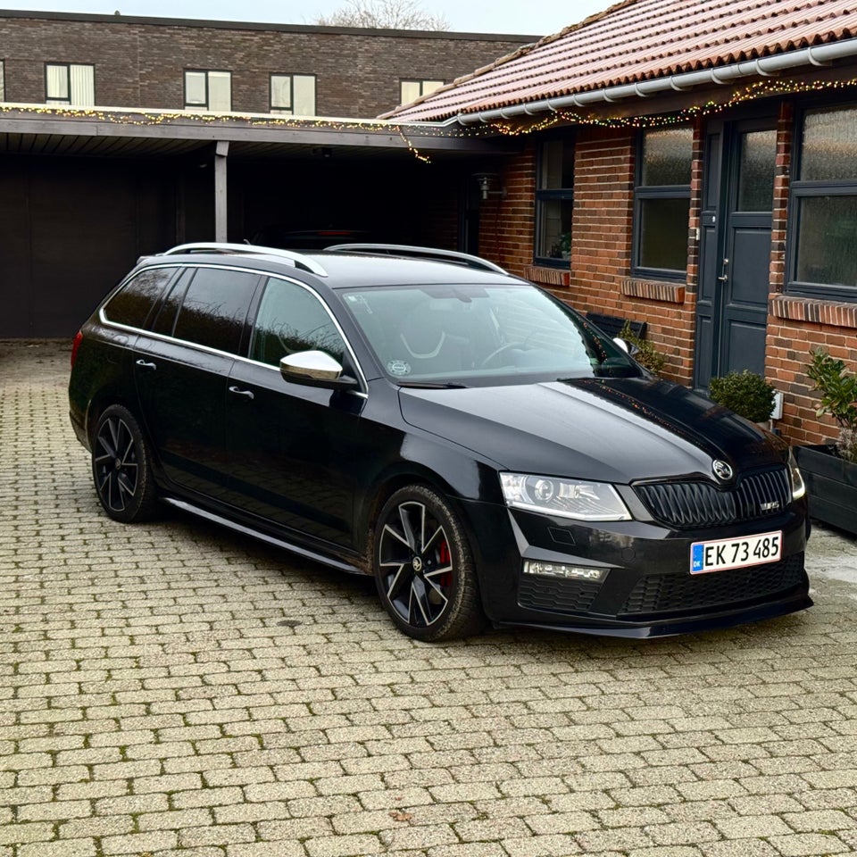 Skoda Octavia 2,0 TSi 220 RS Combi DSG 5d